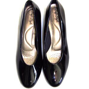 Soft Style Black Patent Leather Dress Shoes Women's Size 10